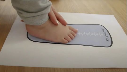 Guida alla Misurazione delle Scarpe per Bambini